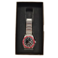 Zegarek męski CORGEUT z czerwonym bezelem i stalową bransoletą