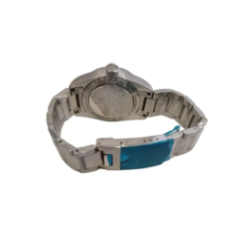 herrenarmbanduhr stahlarmband schwarzes zifferblatt seitenansicht