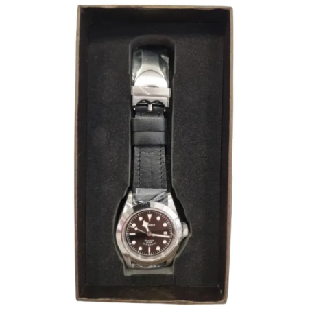 Herren Klassische Uhr mit Schwarzem Armband und Stahlgehäuse