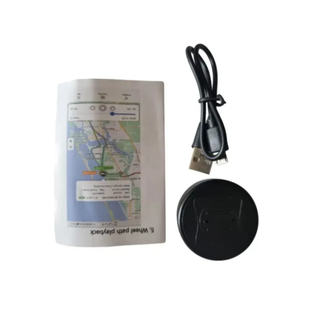 mini locator GPS top view with USB cable and manual