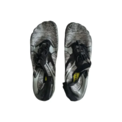 водні-черевики-вид-зверху-правої-ноги