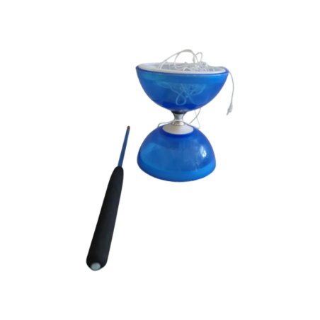 blaues diabolo mit metallverbinder und schnur