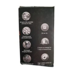 accessory set for shaver including attachments and cable USB