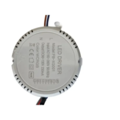 spód lampy sufitowej LED RGB z otworami montażowymi