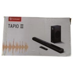 Verpackung der Bomaker Tapio III Soundbar mit Produktgrafiken