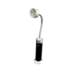 Lampa LED z elastycznym ramieniem stojąca pionowo